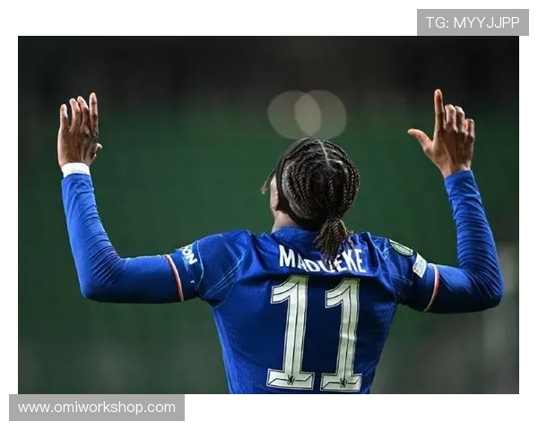 萨卡赛前受伤马杜埃凯担任中锋 萨卡赛前受伤马杜埃凯担任中锋